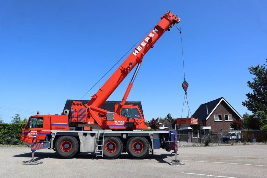 Tadano Faun ATF50G-3 Dutch Registration, Valid inspection - Alle terrein kraan: afbeelding 2 Tadano Faun ATF50G-3 Dutch Registration, Valid inspection - Alle terrein kraan: afbeelding 2