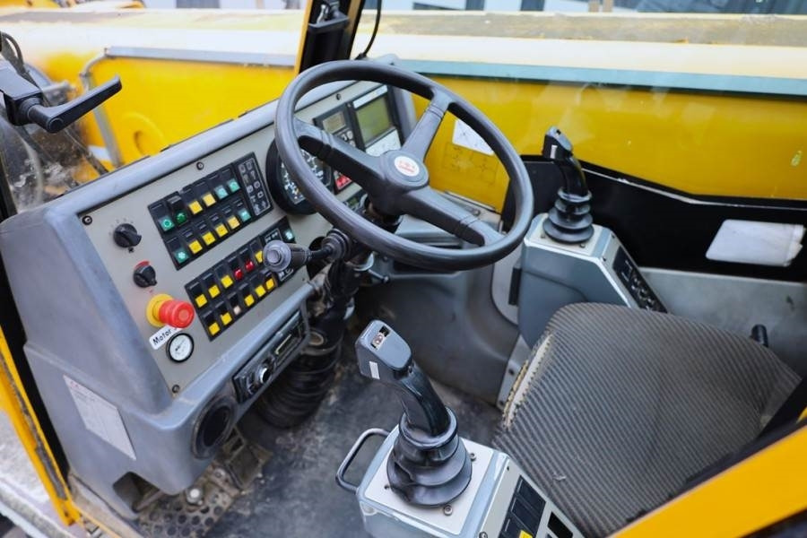 Terex Demag AC40 City Diesel, 6x6 Drive And 6-Wheel Stee - Alle terrein kraan: afbeelding 4 Terex Demag AC40 City Diesel, 6x6 Drive And 6-Wheel Stee - Alle terrein kraan: afbeelding 4