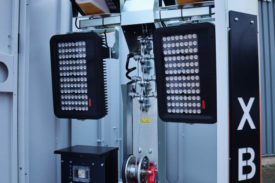Trime X-BOX M 4 x 320W Valid inspection, *Guarantee! Max - Lichtmast: afbeelding 4 Trime X-BOX M 4 x 320W Valid inspection, *Guarantee! Max - Lichtmast: afbeelding 4