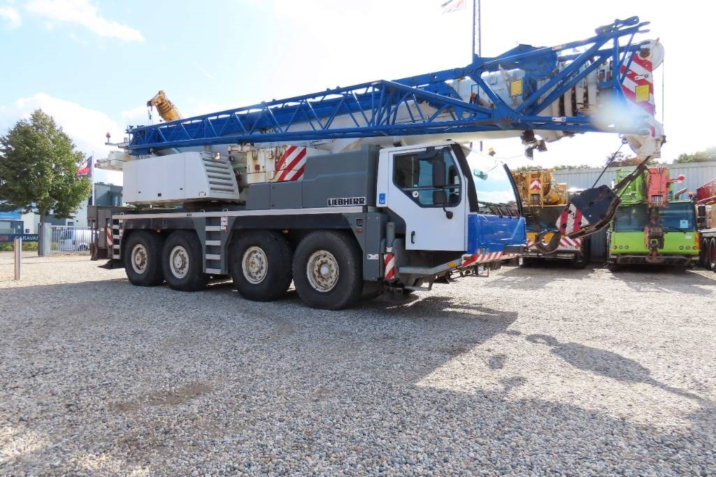 Liebherr LTM 1090-4.1 - Alle terrein kraan: afbeelding 2 Liebherr LTM 1090-4.1 - Alle terrein kraan: afbeelding 2