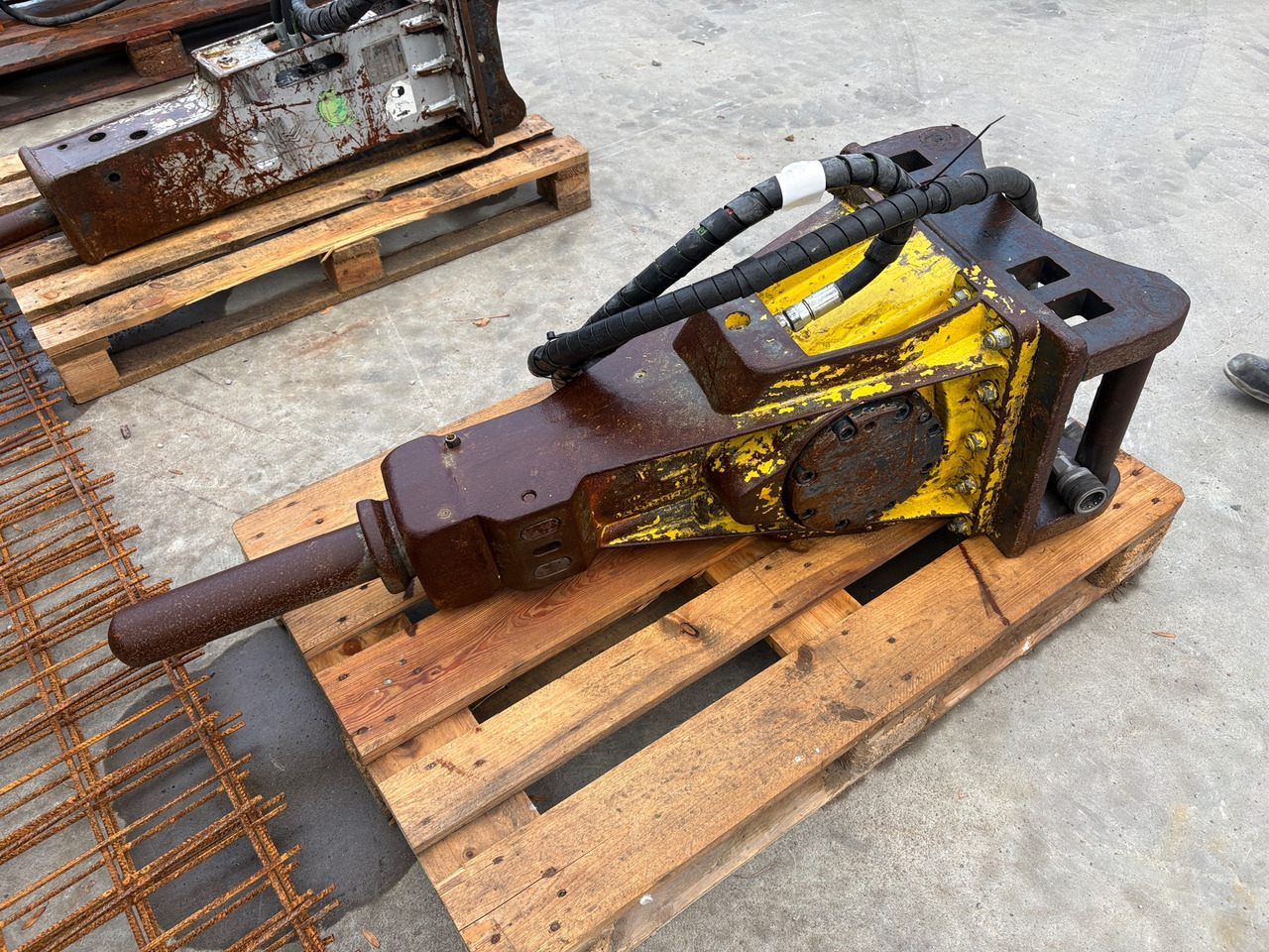 Atlas Copco SB302 - Bouwmaterieel: afbeelding 1 Atlas Copco SB302 - Bouwmaterieel: afbeelding 1