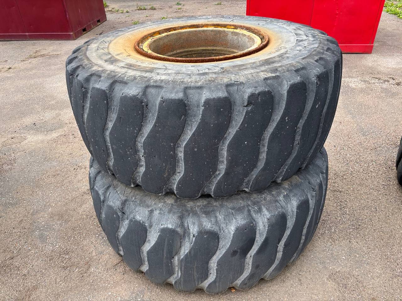 Bridgestone 23.5R25 - Band voor Bouwmachine: afbeelding 1 Bridgestone 23.5R25 - Band voor Bouwmachine: afbeelding 1