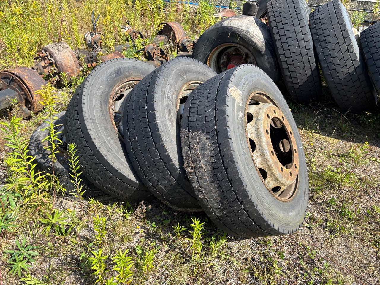 Goodyear 295/60R22,5 - Complete wiel voor Vrachtwagen: afbeelding 1 Goodyear 295/60R22,5 - Complete wiel voor Vrachtwagen: afbeelding 1