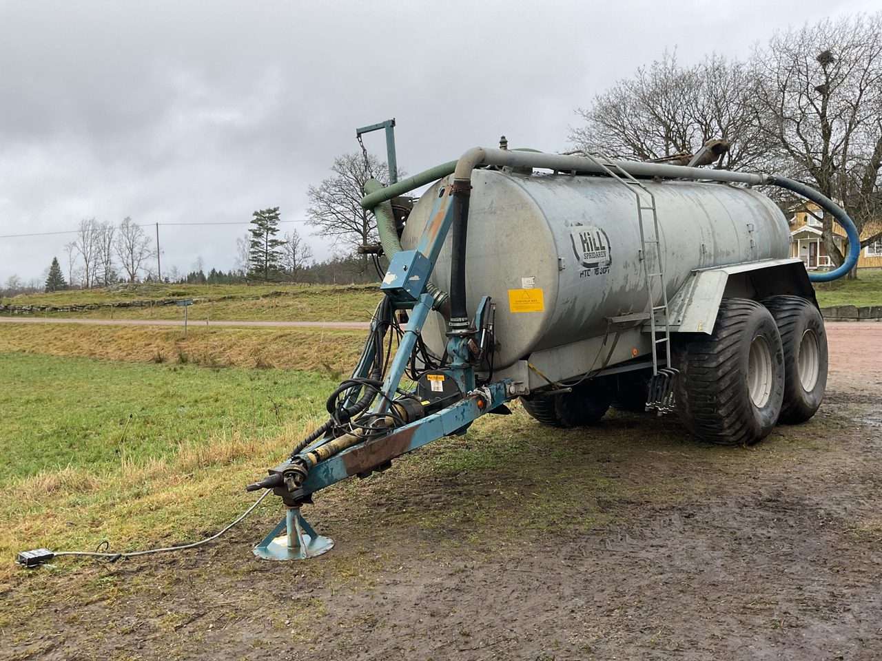 Hill Spridaren - Mesttank: afbeelding 1 Hill Spridaren - Mesttank: afbeelding 1