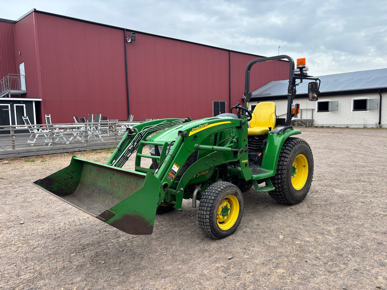 John Deere 3038R - Tractor: afbeelding 1 John Deere 3038R - Tractor: afbeelding 1