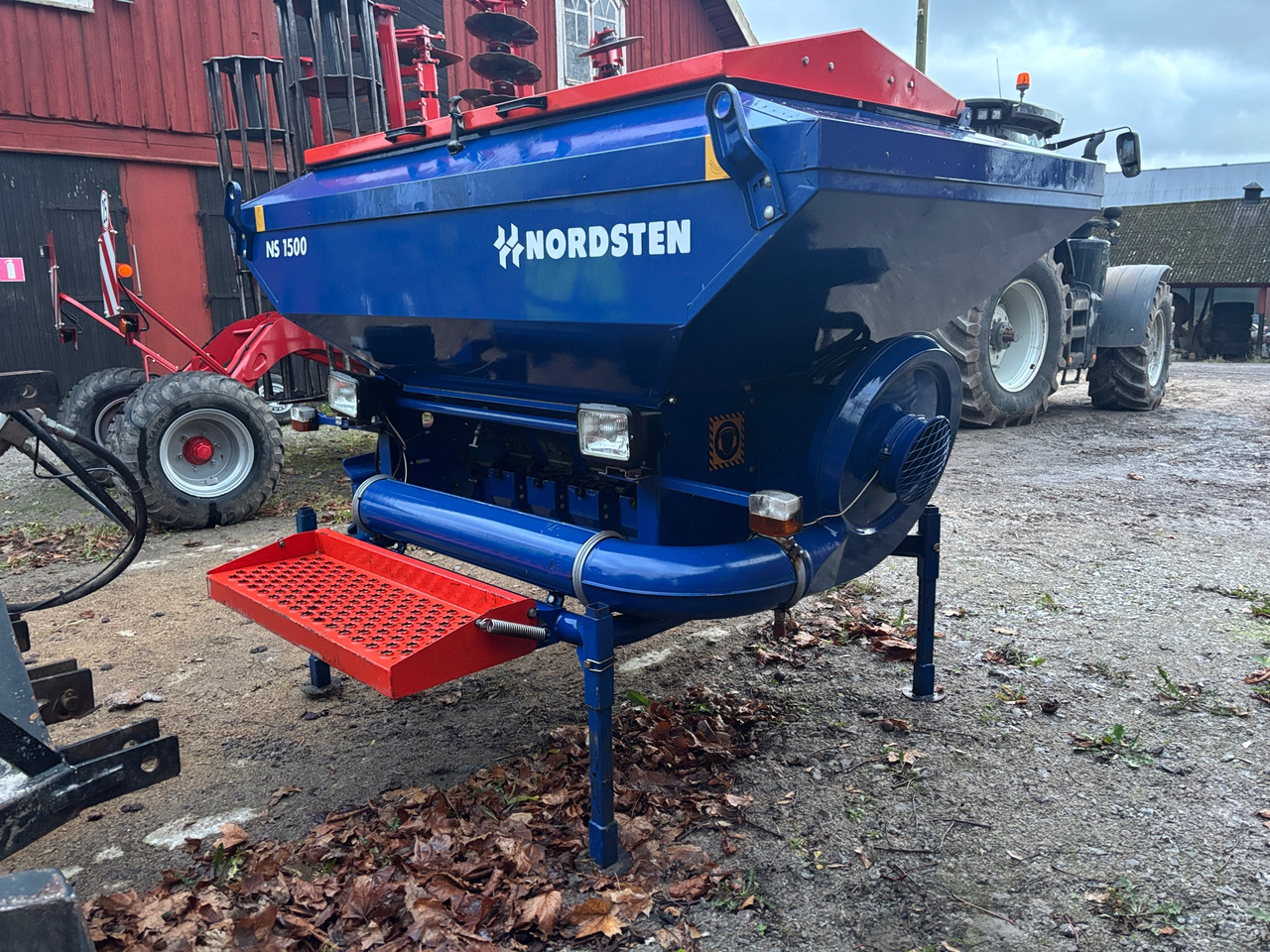 Nordsten NS 1500 - Kunstmeststrooier: afbeelding 1 Nordsten NS 1500 - Kunstmeststrooier: afbeelding 1