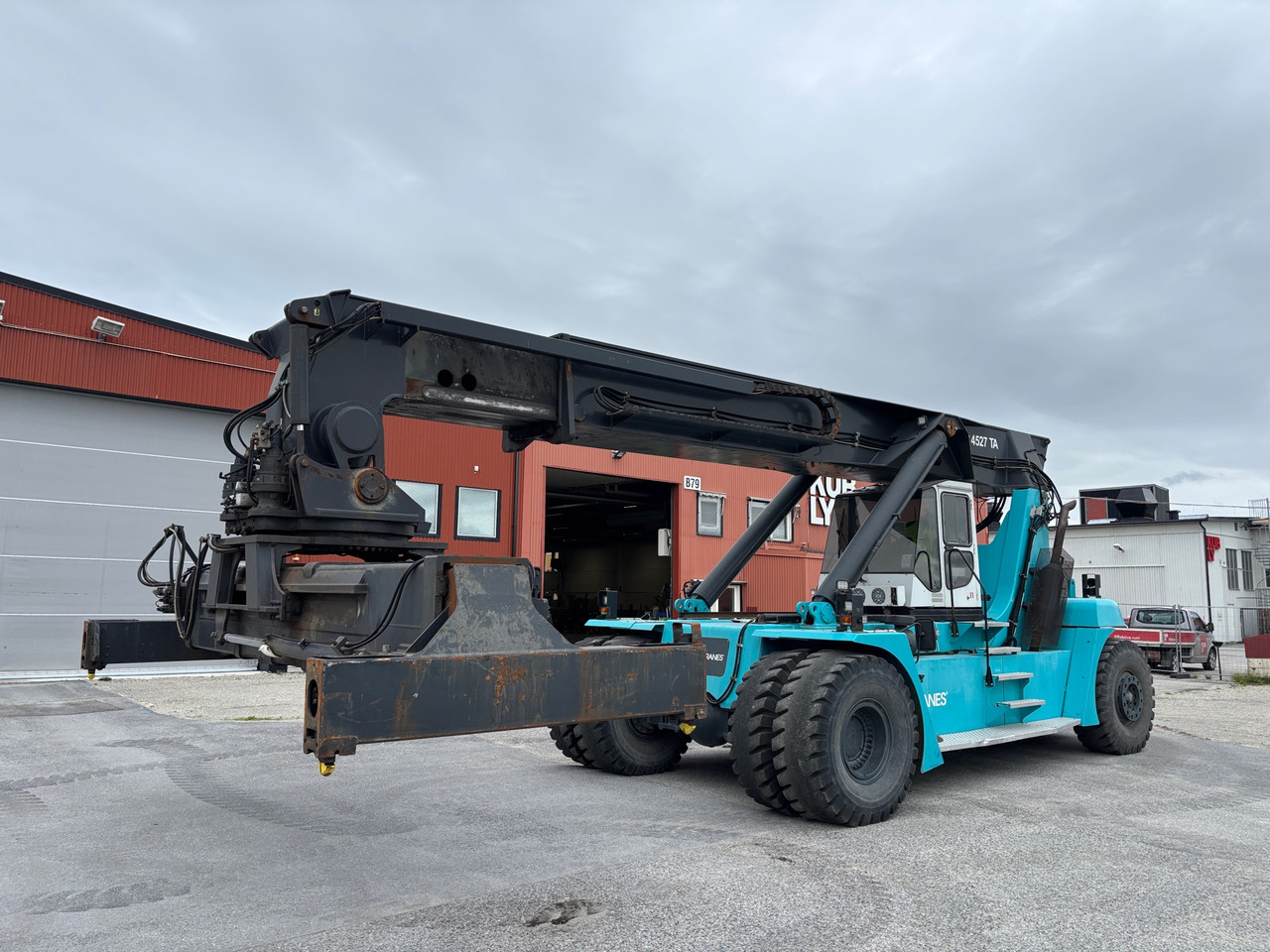 SMW Silverdalens SC 4527TA5 - Reach stacker: afbeelding 1 SMW Silverdalens SC 4527TA5 - Reach stacker: afbeelding 1