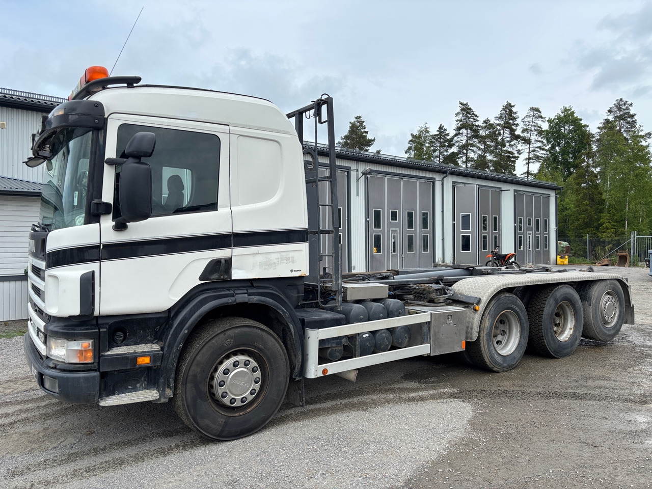 Scania 124G 420 - Haakarmsysteem vrachtwagen: afbeelding 1 Scania 124G 420 - Haakarmsysteem vrachtwagen: afbeelding 1