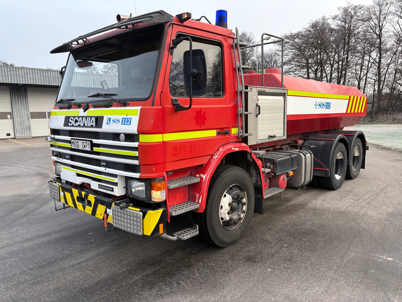 Scania P 92H 6X2 38 - Tankwagen: afbeelding 1 Scania P 92H 6X2 38 - Tankwagen: afbeelding 1