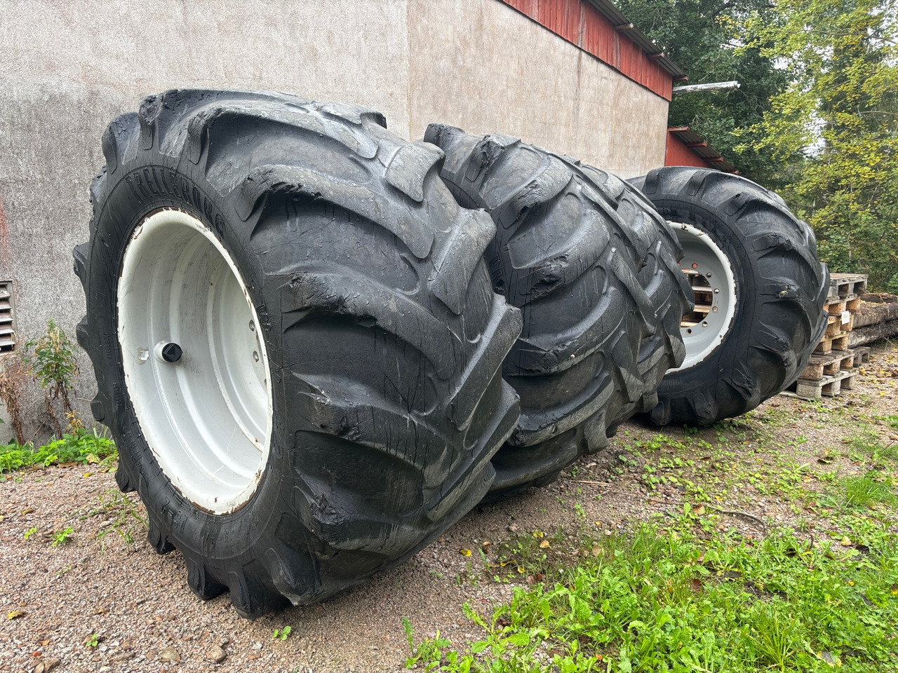 Trelleborg Twin 422 - Band voor Bouwmachine: afbeelding 1 Trelleborg Twin 422 - Band voor Bouwmachine: afbeelding 1
