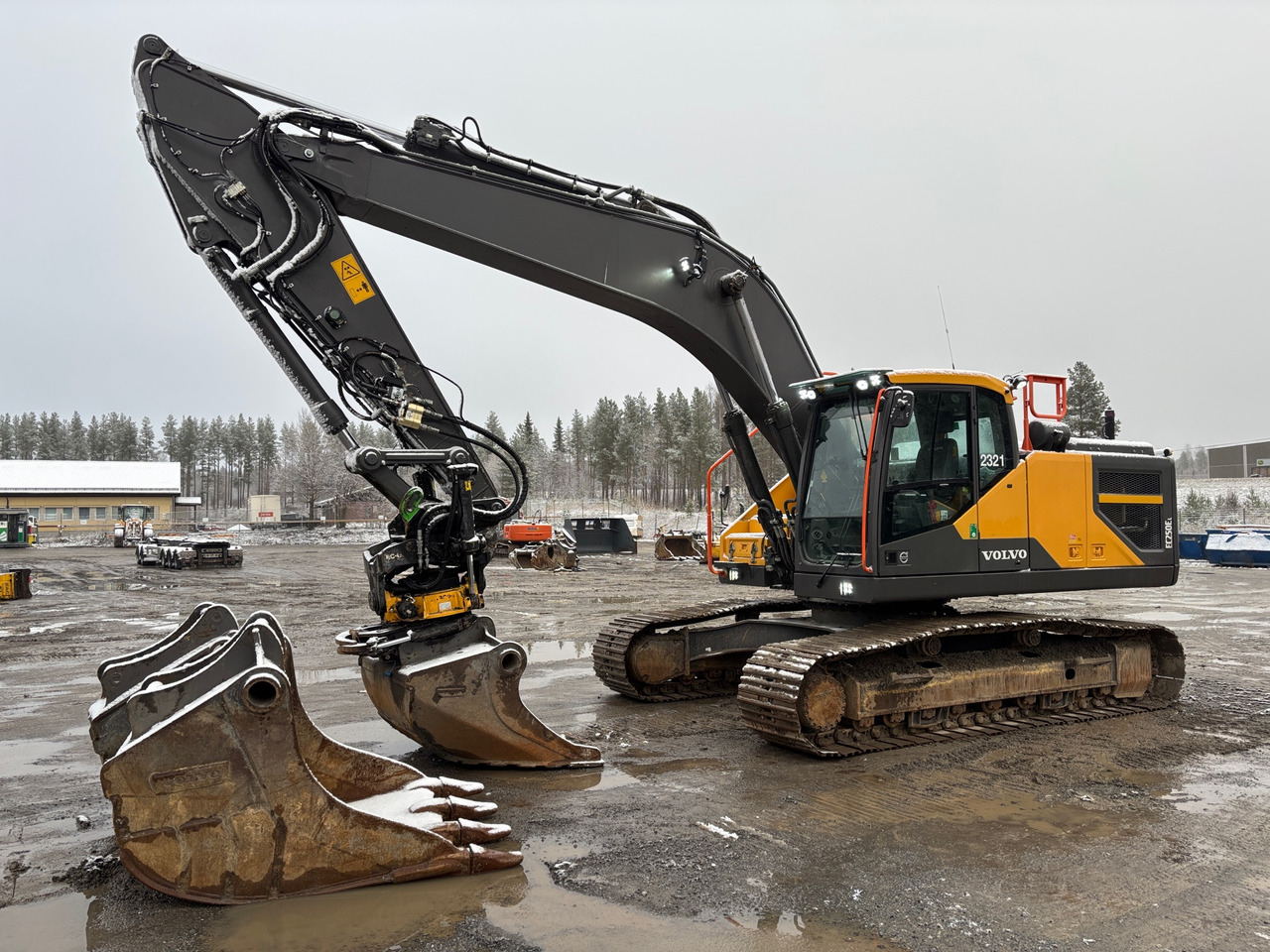 Volvo EC 250 E L - Graafmachine: afbeelding 1 Volvo EC 250 E L - Graafmachine: afbeelding 1