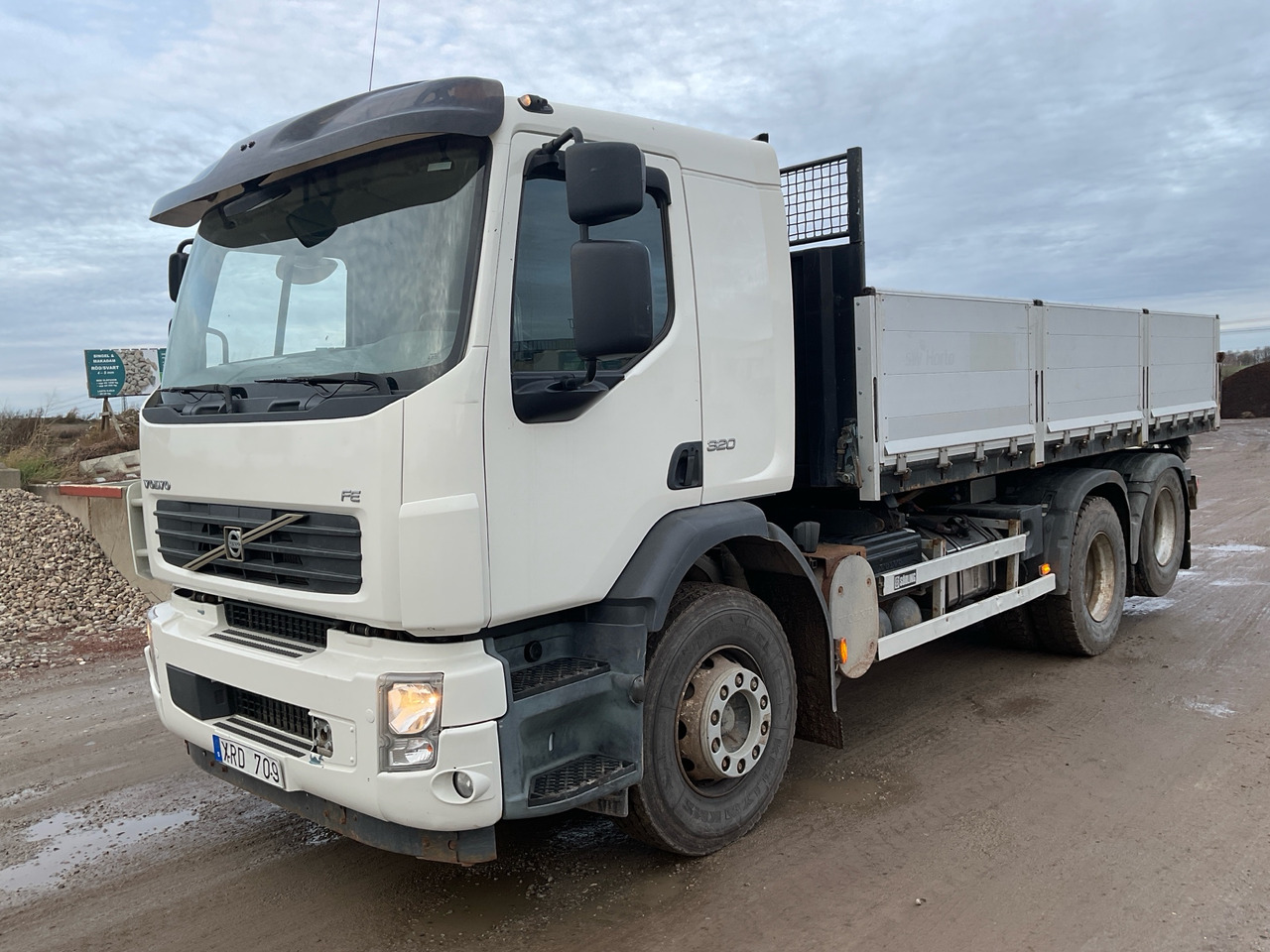 Volvo FE 320 - Kipper vrachtwagen: afbeelding 1 Volvo FE 320 - Kipper vrachtwagen: afbeelding 1