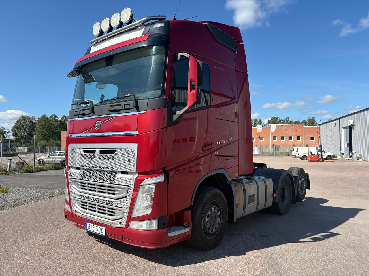 Volvo FH12.8 - Vrachtwagen: afbeelding 1 Volvo FH12.8 - Vrachtwagen: afbeelding 1