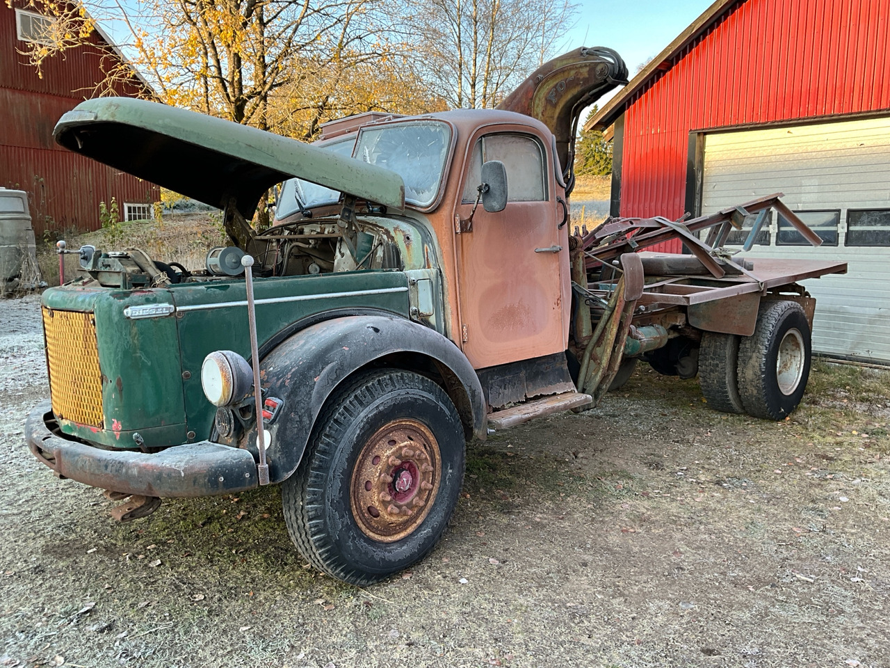 Volvo Titan - Vrachtwagen: afbeelding 1 Volvo Titan - Vrachtwagen: afbeelding 1