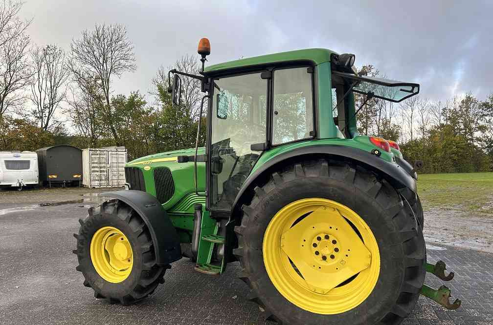 John Deere 6220 premium, 7500 uur MARGEPRIJS - Tractor: afbeelding 2 John Deere 6220 premium, 7500 uur MARGEPRIJS - Tractor: afbeelding 2