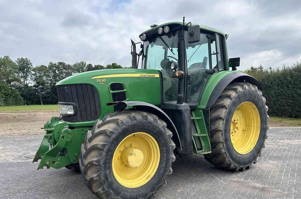 John Deere VERKOCHT!! - Tractor: afbeelding 1 John Deere VERKOCHT!! - Tractor: afbeelding 1
