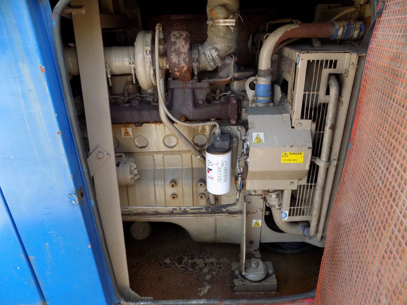 Bredenoord BRD 100 Kva Cummins 6BT - Industrie generator: afbeelding 5 Bredenoord BRD 100 Kva Cummins 6BT - Industrie generator: afbeelding 5