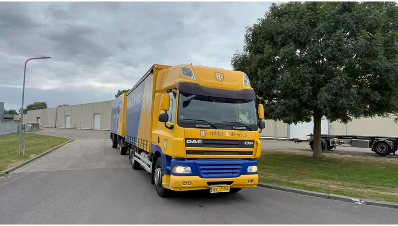 DAF CF 85.410 Schuifzijlen wagen 6x2 Daf CF85 - Bakwagen: afbeelding 2 DAF CF 85.410 Schuifzijlen wagen 6x2 Daf CF85 - Bakwagen: afbeelding 2