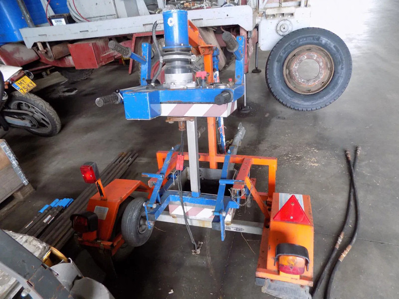 DRO ge boormachine droog - Boormachine: afbeelding 2 DRO ge boormachine droog - Boormachine: afbeelding 2