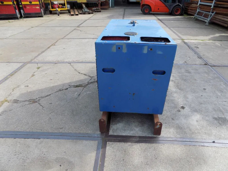 Lincoln Petbow panther 270 Lasdiesel - Industrie generator: afbeelding 5 Lincoln Petbow panther 270 Lasdiesel - Industrie generator: afbeelding 5