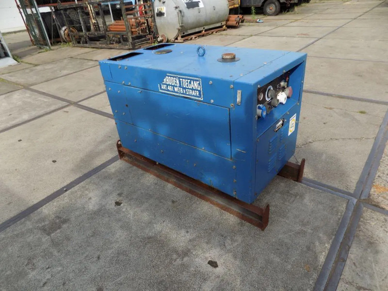 Lincoln Petbow panther 270 Lasdiesel - Industrie generator: afbeelding 2 Lincoln Petbow panther 270 Lasdiesel - Industrie generator: afbeelding 2