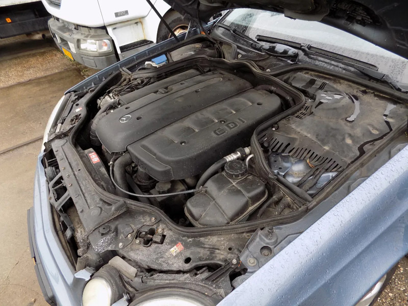 Personenwagen Mercedes-Benz E-Klasse 320 CDI sedan avantgarde: afbeelding 13 Personenwagen Mercedes-Benz E-Klasse 320 CDI sedan avantgarde: afbeelding 13