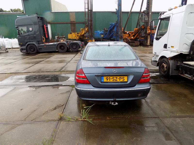 Personenwagen Mercedes-Benz E-Klasse 320 CDI sedan avantgarde: afbeelding 7 Personenwagen Mercedes-Benz E-Klasse 320 CDI sedan avantgarde: afbeelding 7