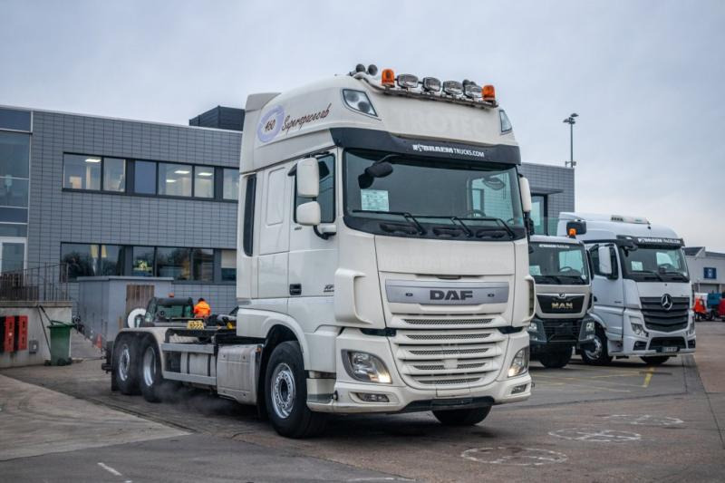 DAF XF 105.460 - AJK + intarder - Haakarmsysteem vrachtwagen: afbeelding 2 DAF XF 105.460 - AJK + intarder - Haakarmsysteem vrachtwagen: afbeelding 2
