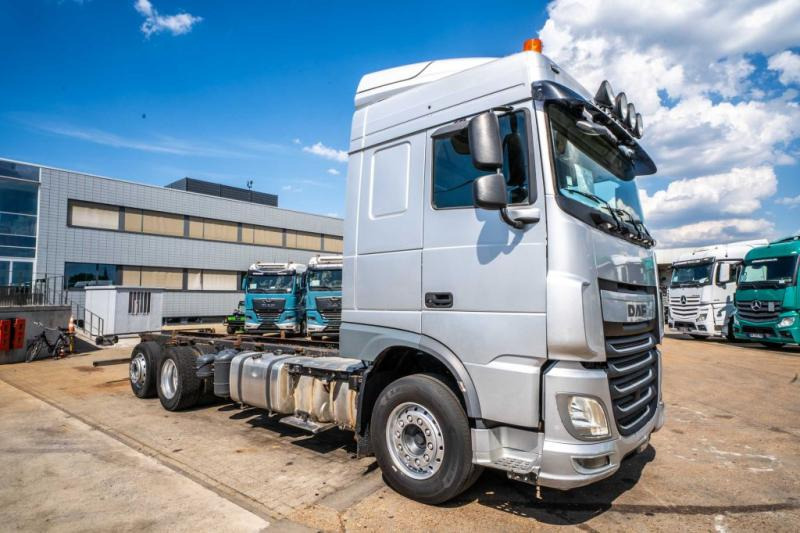 DAF XF 510 - Chassis vrachtwagen: afbeelding 2 DAF XF 510 - Chassis vrachtwagen: afbeelding 2