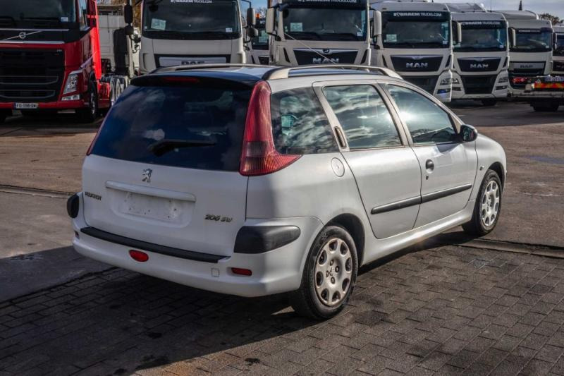 Peugeot 206 SW - Personenwagen: afbeelding 3 Peugeot 206 SW - Personenwagen: afbeelding 3