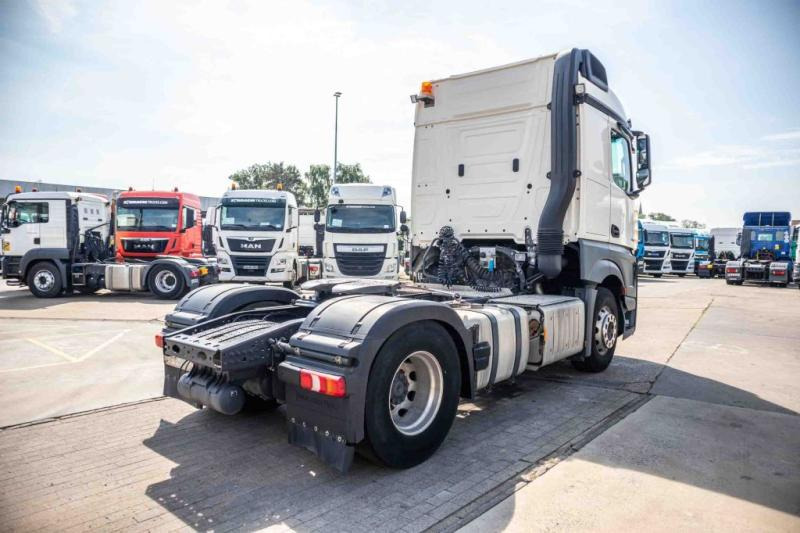 Mercedes ACTROS 1945 LS (1845 LS) - Trekker: afbeelding 3 Mercedes ACTROS 1945 LS (1845 LS) - Trekker: afbeelding 3