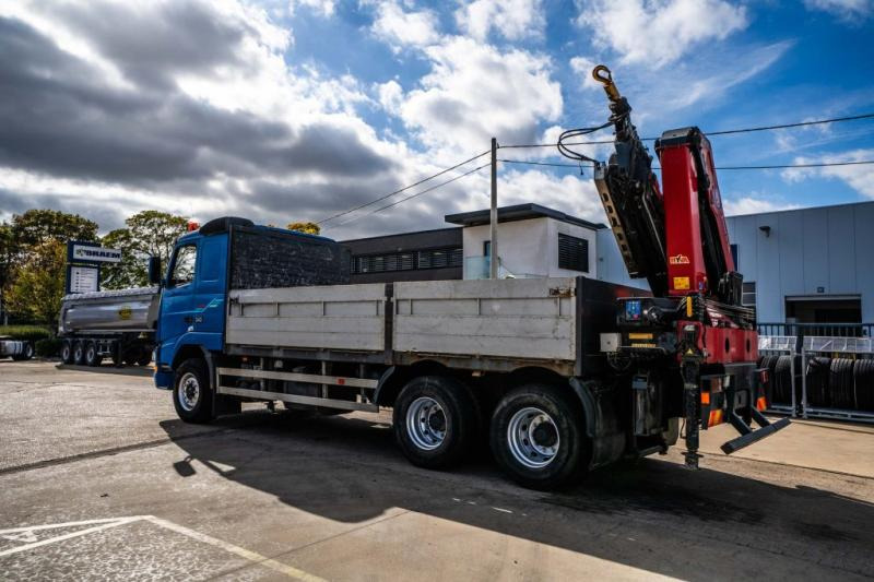 Volvo FH 12-340 - HMF 2420 K6 (2012) - Vrachtwagen met open laadbak, Kraanwagen: afbeelding 5 Volvo FH 12-340 - HMF 2420 K6 (2012) - Vrachtwagen met open laadbak, Kraanwagen: afbeelding 5