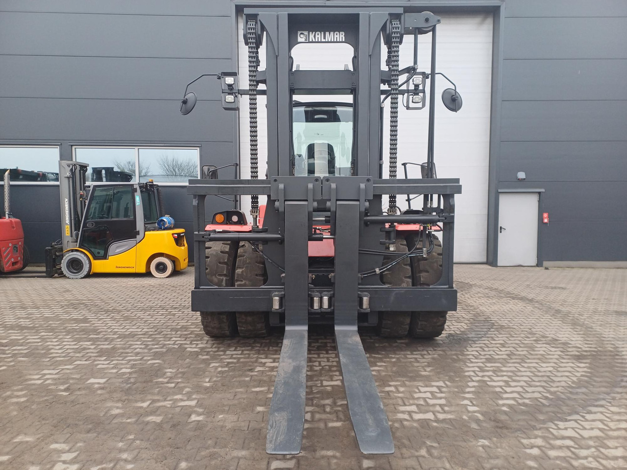 Kalmar DCG250-12LB - Diesel heftruck: afbeelding 5 Kalmar DCG250-12LB - Diesel heftruck: afbeelding 5