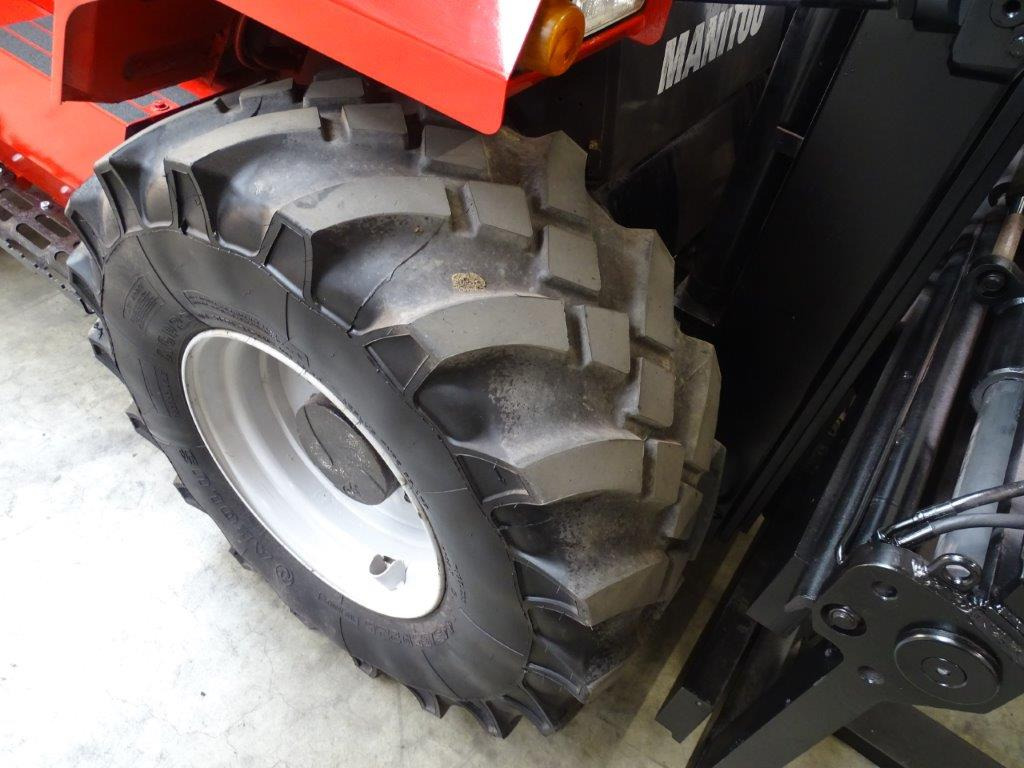 Manitou M50-4P - TRIPLEX - 4x4 - Ruw terrein heftruck: afbeelding 2 Manitou M50-4P - TRIPLEX - 4x4 - Ruw terrein heftruck: afbeelding 2
