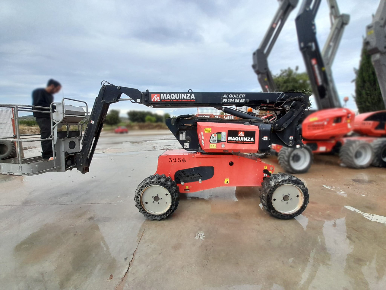 MANITOU MAN GO 12 - Knikarmhoogwerker: afbeelding 1 MANITOU MAN GO 12 - Knikarmhoogwerker: afbeelding 1