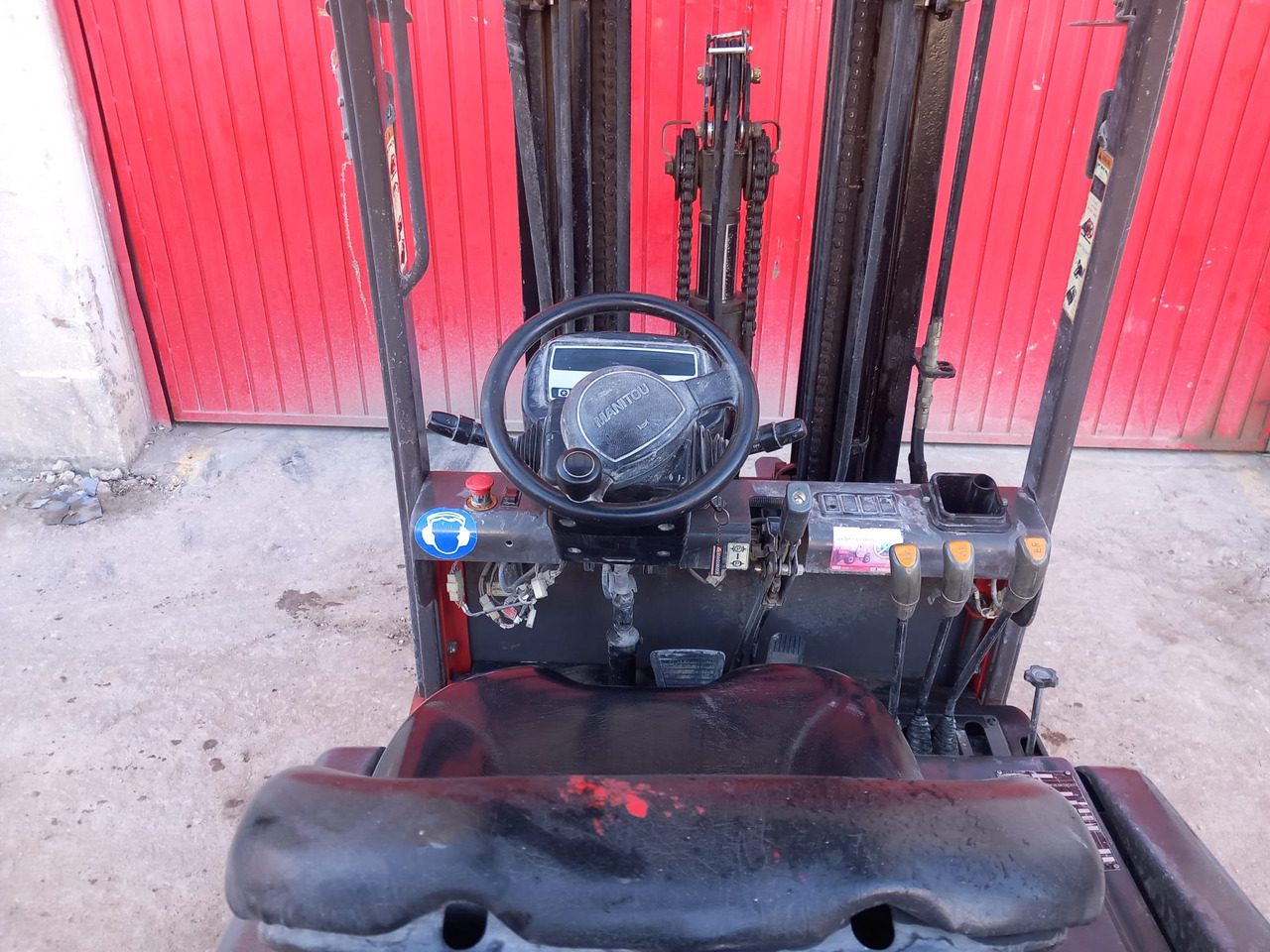 MANITOU ME318 48V - Elektrische heftruck: afbeelding 5 MANITOU ME318 48V - Elektrische heftruck: afbeelding 5
