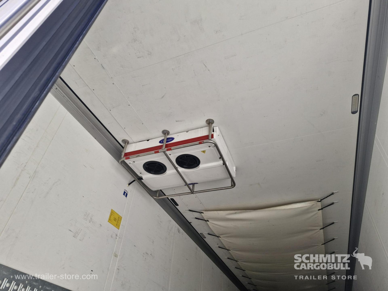 SCHMITZ Reefer Multitemp - Isotherm oplegger: afbeelding 2 SCHMITZ Reefer Multitemp - Isotherm oplegger: afbeelding 2