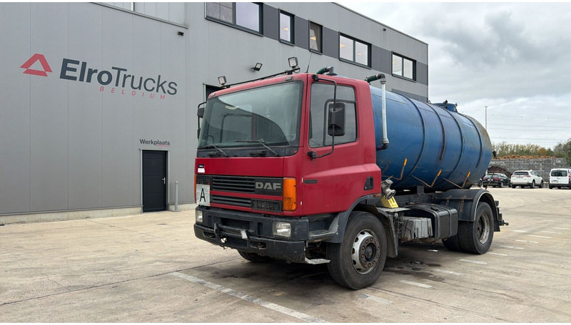 DAF 75 ATI 270 (10500 L / MANUAL PUMP / MANUAL GEARBOX / STEEL SUSP. / LAMES / POMPE MANUELLE) - Vacuümwagen: afbeelding 1 DAF 75 ATI 270 (10500 L / MANUAL PUMP / MANUAL GEARBOX / STEEL SUSP. / LAMES / POMPE MANUELLE) - Vacuümwagen: afbeelding 1