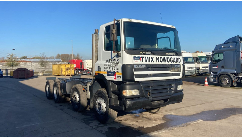 DAF CF 85.380 (EURO 3 / MANUAL GEARBOX / BOITE MANUELLE / BIG HUB / GRAND PONT / LAMES) - Chassis vrachtwagen: afbeelding 3 DAF CF 85.380 (EURO 3 / MANUAL GEARBOX / BOITE MANUELLE / BIG HUB / GRAND PONT / LAMES) - Chassis vrachtwagen: afbeelding 3