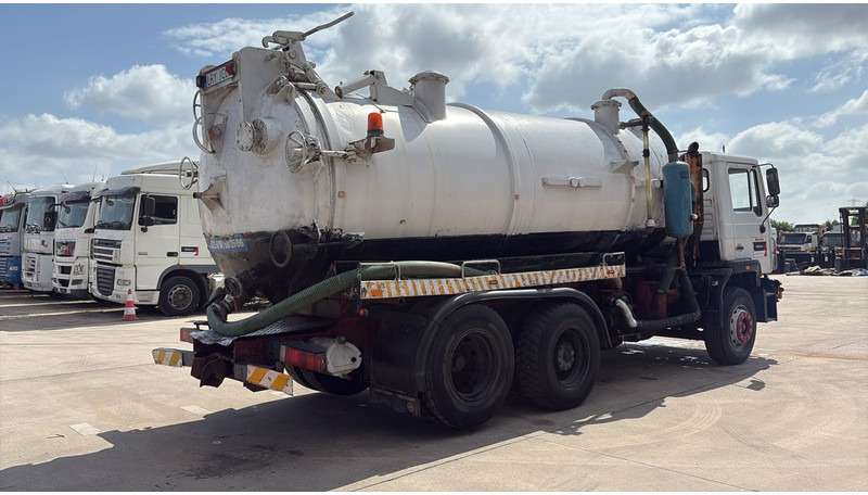 MAN 25.292 (16.000 L VACUUM / 10 TYRES / 6X2 / FULL STEEL SUSP. / MANUAL PUMP / 6 CYLINDER) - Vacuümwagen: afbeelding 5 MAN 25.292 (16.000 L VACUUM / 10 TYRES / 6X2 / FULL STEEL SUSP. / MANUAL PUMP / 6 CYLINDER) - Vacuümwagen: afbeelding 5