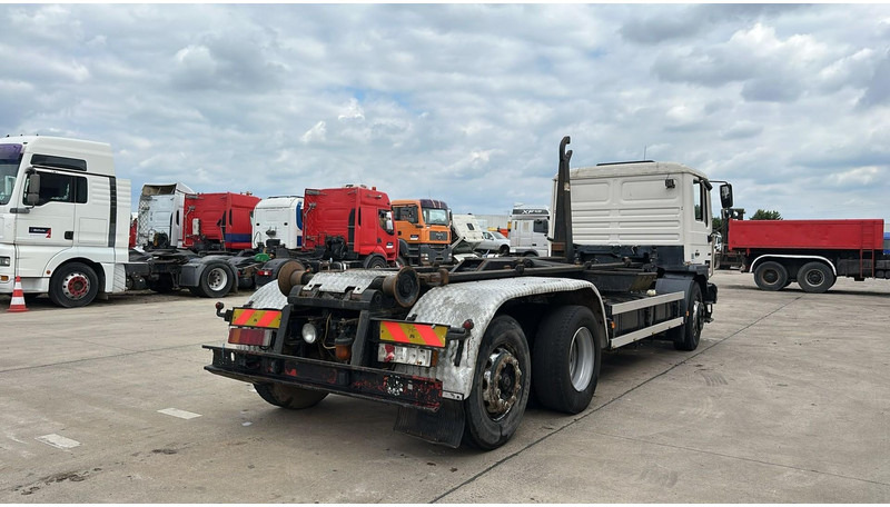 MAN 26.312 (6 CYLINDER / 6X2 / BELGIAN TRUCK IN GOOD CONDITION) - Haakarmsysteem vrachtwagen: afbeelding 5 MAN 26.312 (6 CYLINDER / 6X2 / BELGIAN TRUCK IN GOOD CONDITION) - Haakarmsysteem vrachtwagen: afbeelding 5
