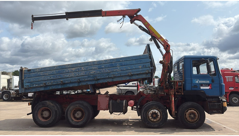 MAN 35.362 (6 CYLINDER / MANUAL PUMP / 8X4 / FALFINGER CRANE PK80 / STEEL SUSP.) - Kipper vrachtwagen, Kraanwagen: afbeelding 5 MAN 35.362 (6 CYLINDER / MANUAL PUMP / 8X4 / FALFINGER CRANE PK80 / STEEL SUSP.) - Kipper vrachtwagen, Kraanwagen: afbeelding 5