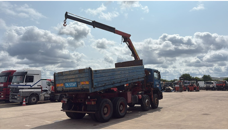 MAN 35.362 (6 CYLINDER / MANUAL PUMP / 8X4 / FALFINGER CRANE PK80 / STEEL SUSP.) - Kipper vrachtwagen, Kraanwagen: afbeelding 4 MAN 35.362 (6 CYLINDER / MANUAL PUMP / 8X4 / FALFINGER CRANE PK80 / STEEL SUSP.) - Kipper vrachtwagen, Kraanwagen: afbeelding 4