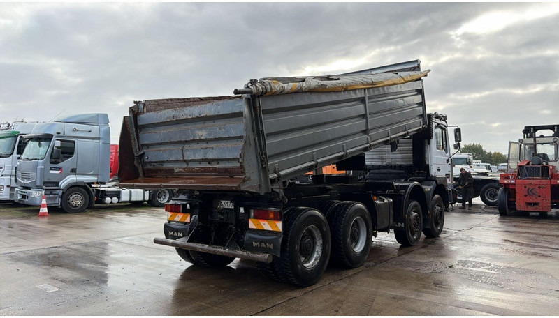 MAN 41.414 (BIG AXLES / 41 TONS / GRAND PONT / LAMES / 6 CYLINDER) - Kipper vrachtwagen: afbeelding 4 MAN 41.414 (BIG AXLES / 41 TONS / GRAND PONT / LAMES / 6 CYLINDER) - Kipper vrachtwagen: afbeelding 4