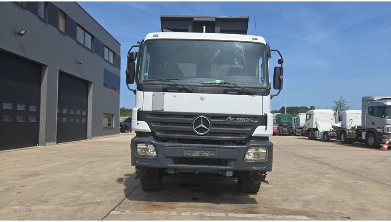 Mercedes-Benz Actros 4141 (EPS / 8X6 / GRAND PONT / BIG AXLE / LAMES / STEEL / V6) - Kipper vrachtwagen: afbeelding 2 Mercedes-Benz Actros 4141 (EPS / 8X6 / GRAND PONT / BIG AXLE / LAMES / STEEL / V6) - Kipper vrachtwagen: afbeelding 2