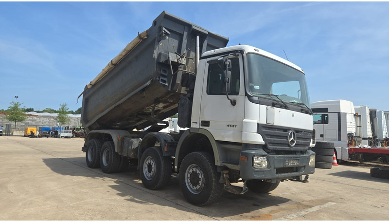Mercedes-Benz Actros 4141 (EPS / 8X6 / GRAND PONT / BIG AXLE / LAMES / STEEL / V6) - Kipper vrachtwagen: afbeelding 3 Mercedes-Benz Actros 4141 (EPS / 8X6 / GRAND PONT / BIG AXLE / LAMES / STEEL / V6) - Kipper vrachtwagen: afbeelding 3