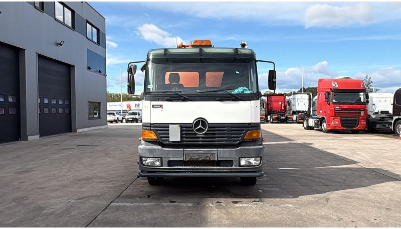 Mercedes-Benz Atego 2528 (14500L / LAMES DEVANT / 6X2 / BOITE MANUELLE) - Vacuümwagen: afbeelding 2 Mercedes-Benz Atego 2528 (14500L / LAMES DEVANT / 6X2 / BOITE MANUELLE) - Vacuümwagen: afbeelding 2