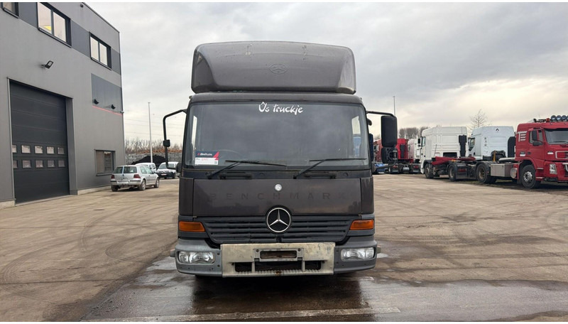Mercedes-Benz Atego 815 (PROBLEM EMBREYAGE / CLUTCH PROBLEM / HOLLAND TRUCK / RHD) - Autovrachtwagen vrachtwagen, Kraanwagen: afbeelding 2 Mercedes-Benz Atego 815 (PROBLEM EMBREYAGE / CLUTCH PROBLEM / HOLLAND TRUCK / RHD) - Autovrachtwagen vrachtwagen, Kraanwagen: afbeelding 2