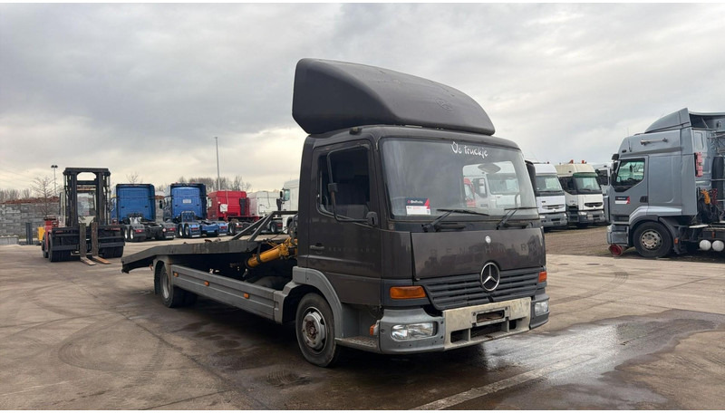 Mercedes-Benz Atego 815 (PROBLEM EMBREYAGE / CLUTCH PROBLEM / HOLLAND TRUCK / RHD) - Autovrachtwagen vrachtwagen, Kraanwagen: afbeelding 4 Mercedes-Benz Atego 815 (PROBLEM EMBREYAGE / CLUTCH PROBLEM / HOLLAND TRUCK / RHD) - Autovrachtwagen vrachtwagen, Kraanwagen: afbeelding 4