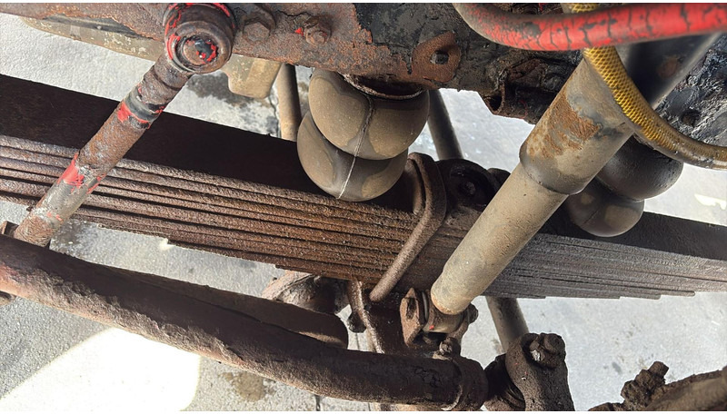 Leasing Mercedes-Benz SK 1628 (V8 / LAMES / GRAND PONT / POMPE MANUELLE) Mercedes-Benz SK 1628 (V8 / LAMES / GRAND PONT / POMPE MANUELLE): afbeelding 9 Leasing Mercedes-Benz SK 1628 (V8 / LAMES / GRAND PONT / POMPE MANUELLE) Mercedes-Benz SK 1628 (V8 / LAMES / GRAND PONT / POMPE MANUELLE): afbeelding 9